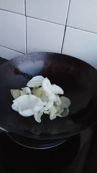 炸虾片的做法视频